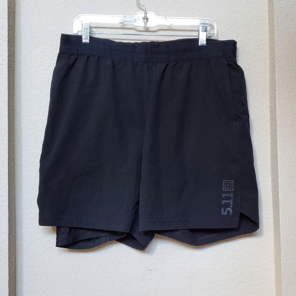 5.11 Tactical Men's Black Shorts.   Size Large
